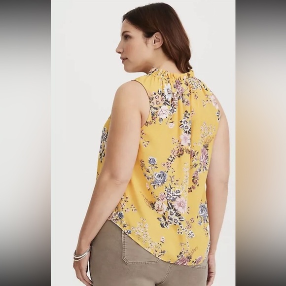 Torrid Yellow Floral Georgette Tank Sleeveless Blouse Plus Size 3 - Picture 2 of 8